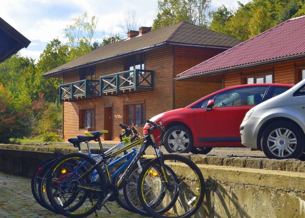 Rancho 555 Guest House Uzhhorod Exterior photo