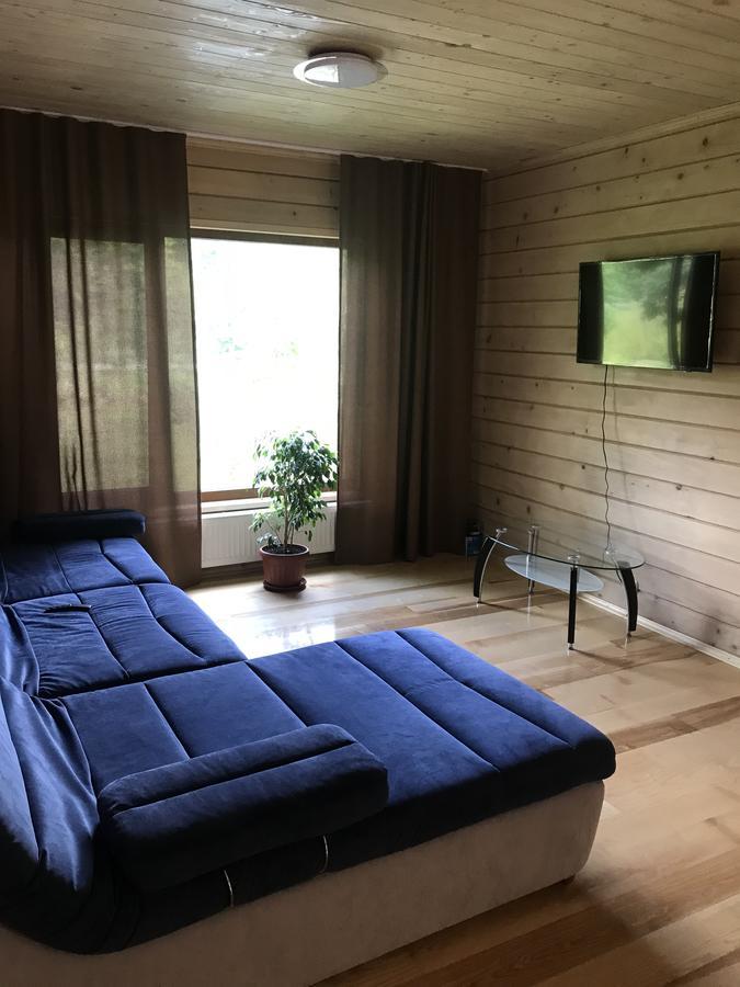 Rancho 555 Guest House Uzhhorod Exterior photo